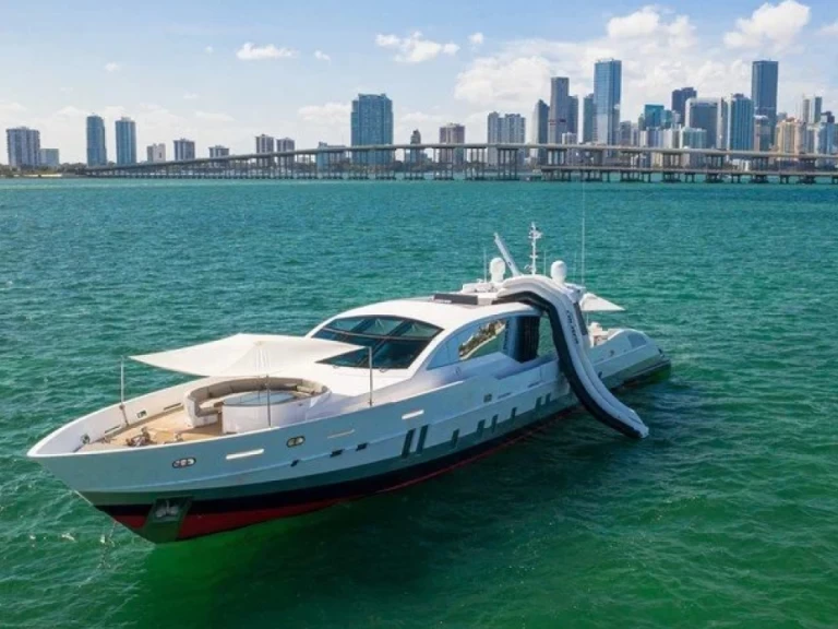 YachtCharter in Miami Beach - Tecnomar 120 auf SamBoat