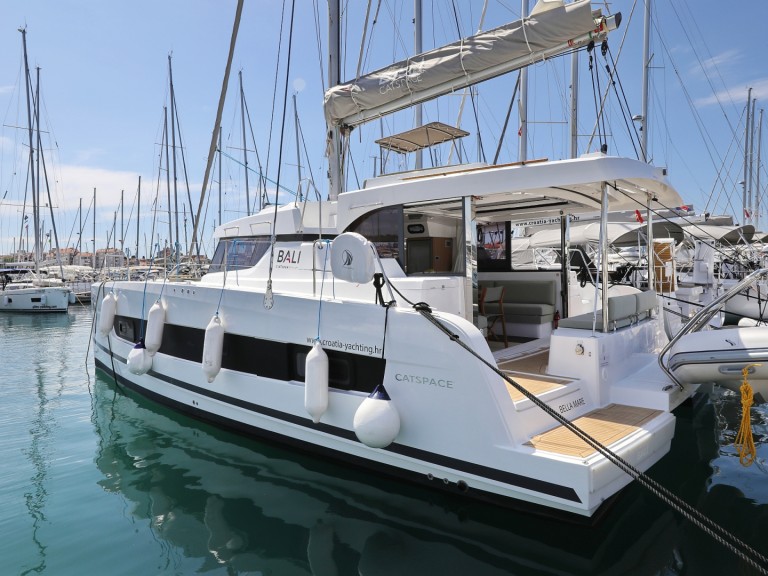 Katamaran mit oder ohne Skipper Bali Catamarans mieten in Seget Donji