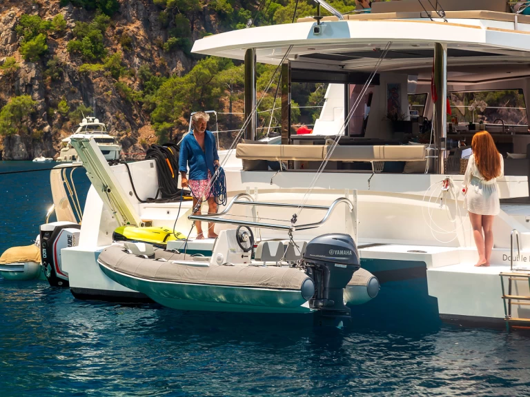 Katamaran mieten in Seget Donji zum besten Preis