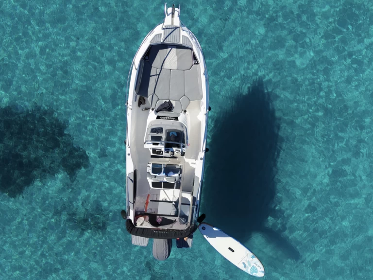 Motorboot mit oder ohne Skipper Karnic mieten in Mandelieu-la-Napoule