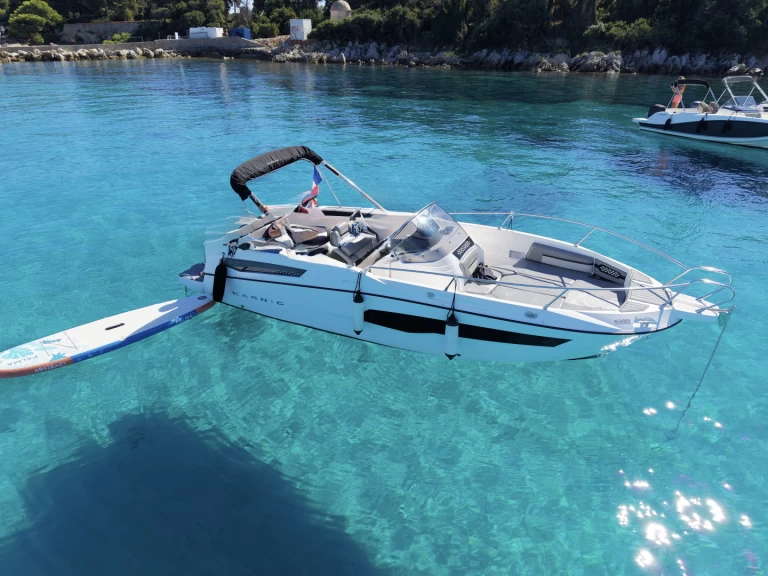 Vermietung Motorboot Karnic mit Führerschein