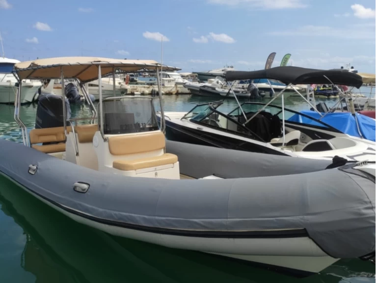 Schlauchboot mieten in Ibiza Town - Valiant Valiant Vg 750