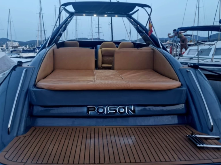 Ein Sunseeker Tomahawk 37 mieten in Porroig