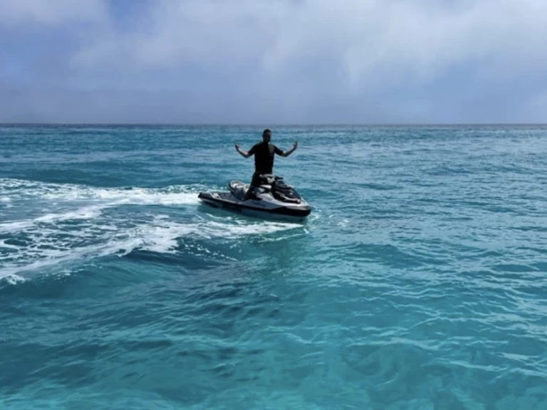 Vermietung Jetski Sea-Doo mit Führerschein