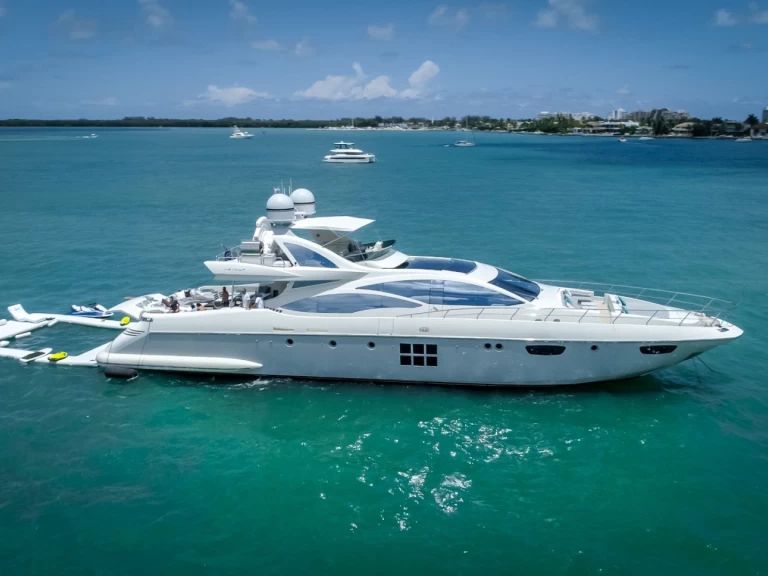 Ein Azimut 103’ azimut S  mieten in Miami Beach
