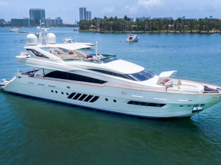 YachtCharter in Miami Beach - Dominator 100’ Dominator auf SamBoat