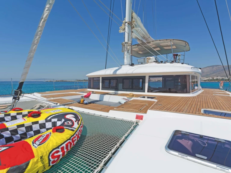 Yacht mieten in Marina (City) zum besten Preis