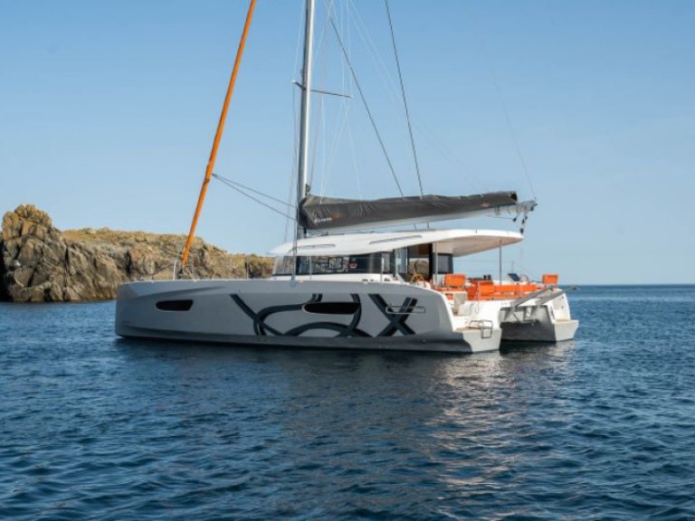 Katamaran mit oder ohne Skipper Excess mieten in Komolac