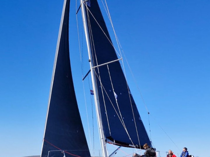 Ein Dehler Dehler 38 SQ mieten in Punat