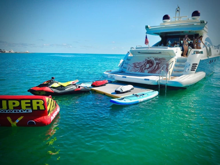 Boot mieten Miami Beach günstig 86’ azimut S 2