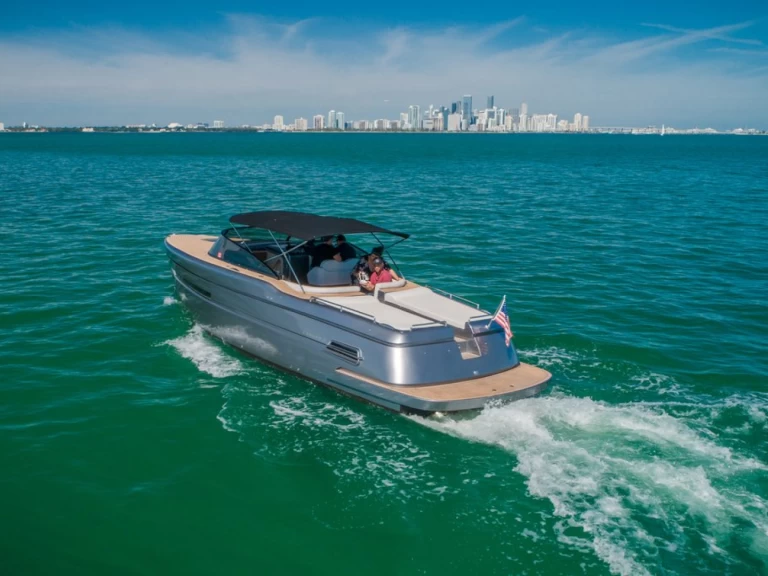 YachtCharter in Miami - Canard 36 auf SamBoat