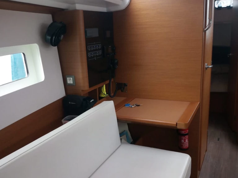 Vermietung Segelboot Jeanneau mit Führerschein