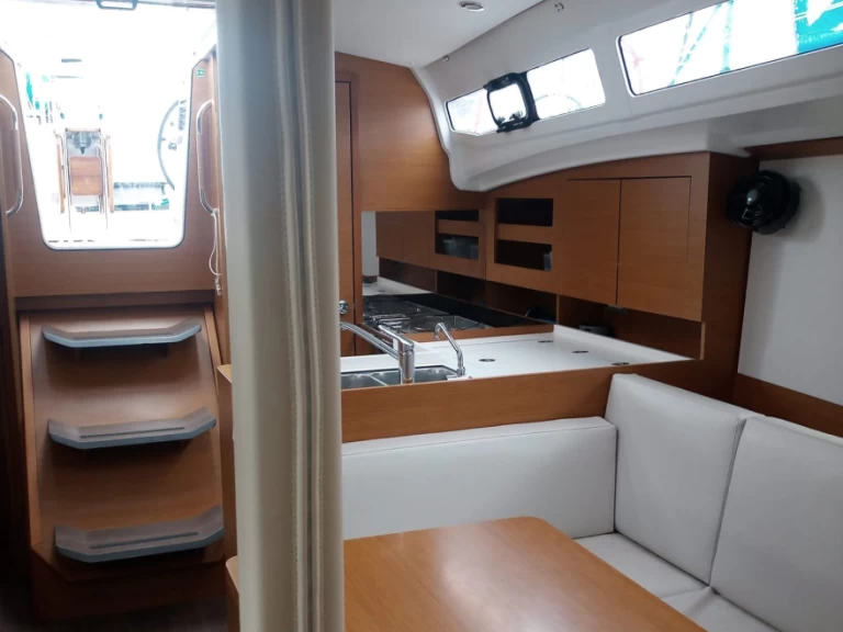 Segelboot mieten in Procida zum besten Preis