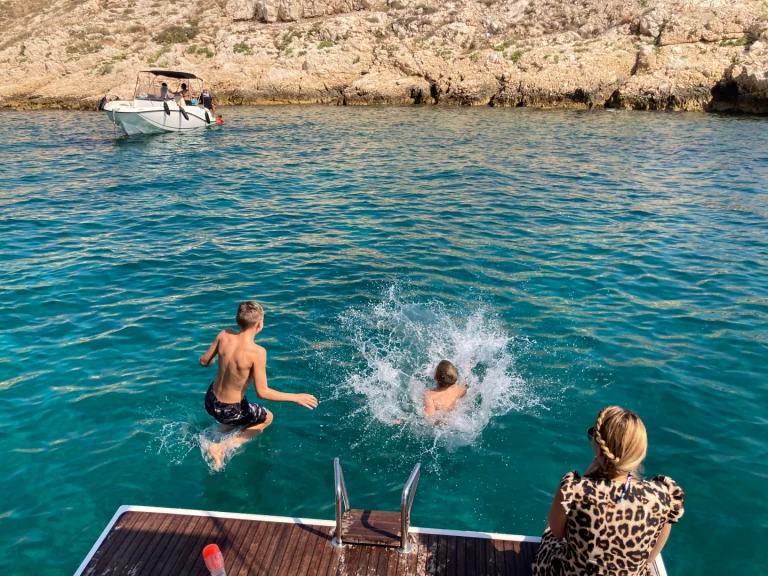 Segelboot mieten in Pointe-à-Pitre zum besten Preis