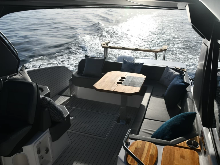 Yacht mieten in Cabo San Lucas zum besten Preis