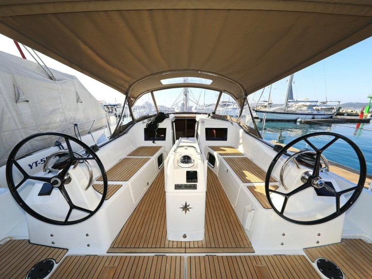 YachtCharter in Zadar - Jeanneau Sun Odyssey 410 auf SamBoat