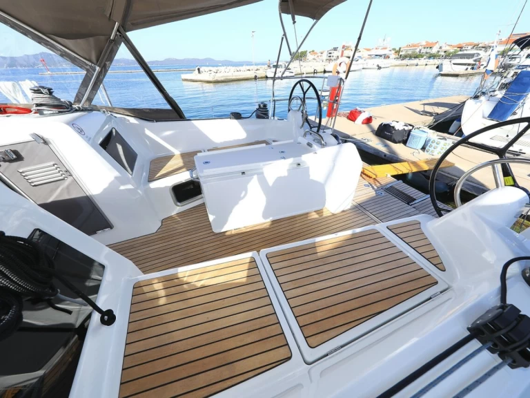 Segelboot mieten in Zadar - Jeanneau Sun Odyssey 410