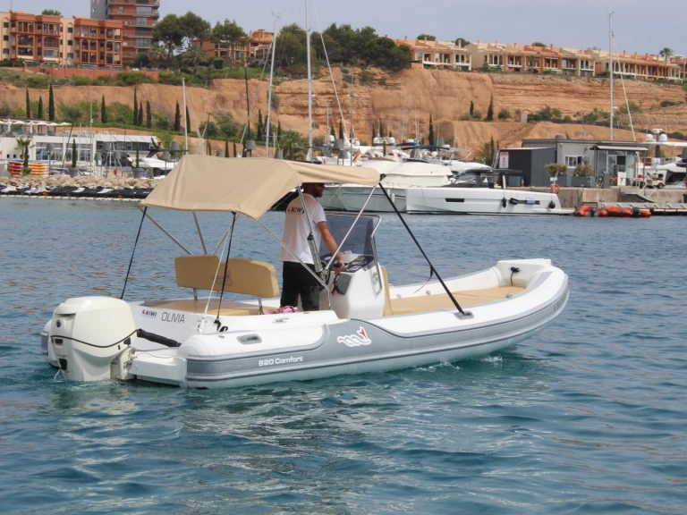 Schlauchboot mieten in El Toro zum besten Preis