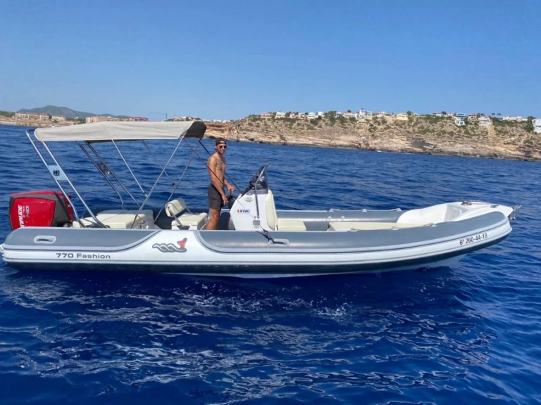 Schlauchboot mit oder ohne Skipper MV Marine mieten in El Toro