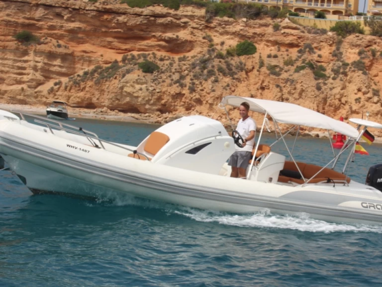 YachtCharter in El Toro - Grand Marine 850 auf SamBoat