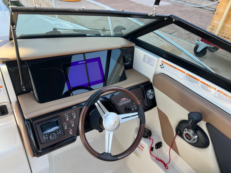 Motorboot mit oder ohne Skipper Sea Ray mieten in El Toro