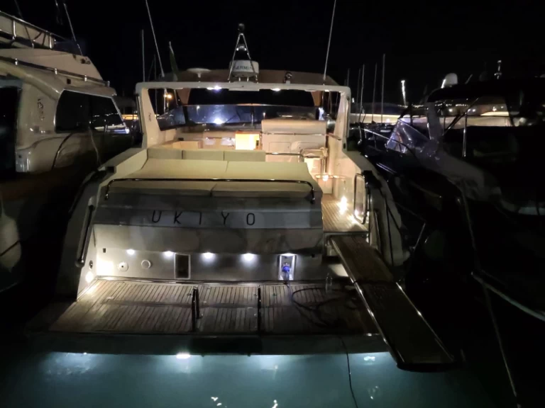 Motorboot mieten in Salerno zum besten Preis