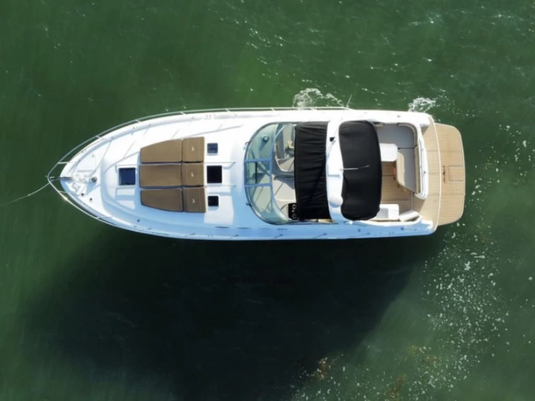 Sea Ray Sea Ray 400 Sundancer mieten Key Biscayne