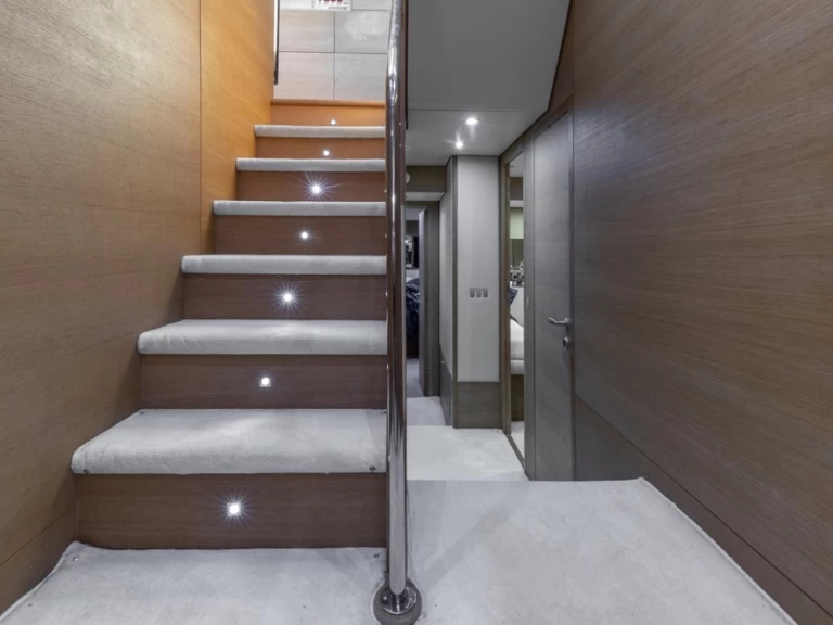 Vermietung Yacht Aicon mit Führerschein