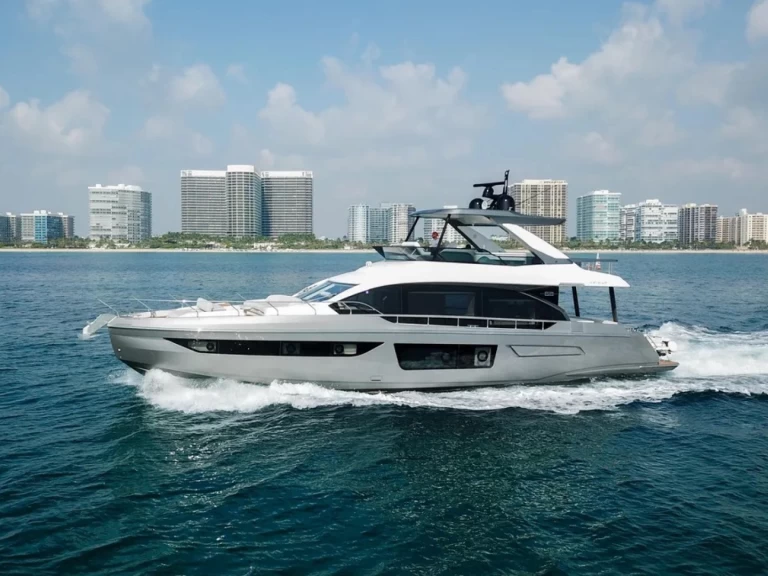 Yacht mit oder ohne Skipper Azimut mieten in Miami
