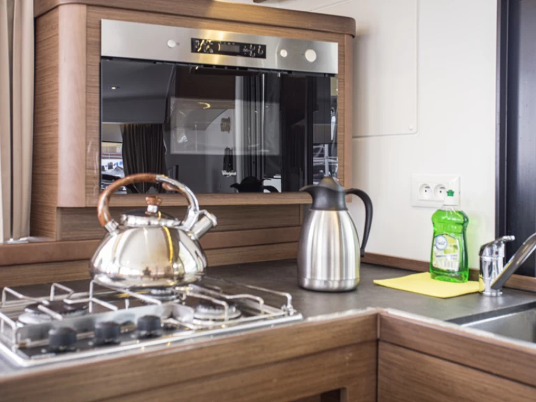 Boot mieten Trogir günstig Lagoon 42