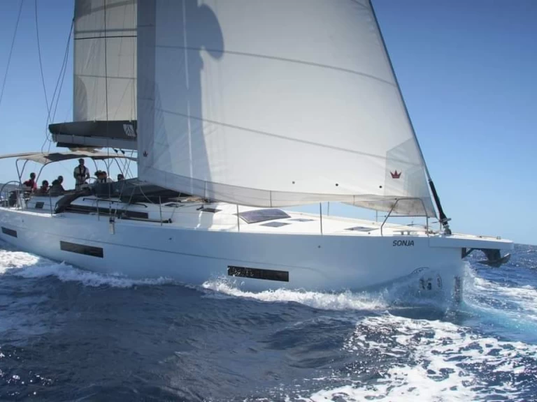 YachtCharter in Seget Donji - Dufour Dufour 530 auf SamBoat