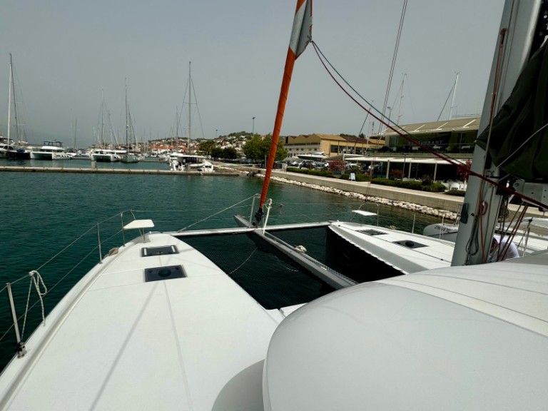 Katamaran mit oder ohne Skipper Excess mieten in Seget Donji
