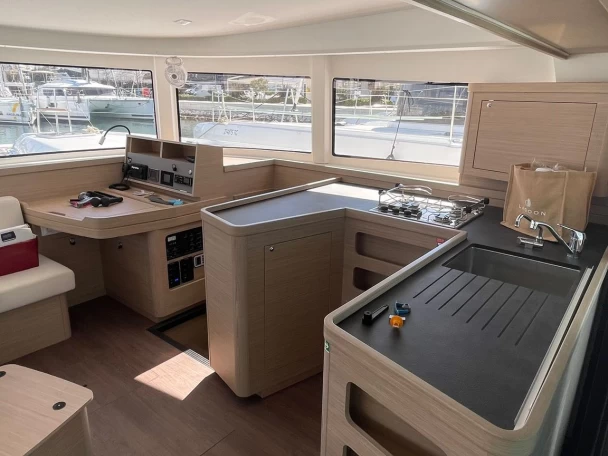 YachtCharter in Trogir - Lagoon Lagoon 42 auf SamBoat