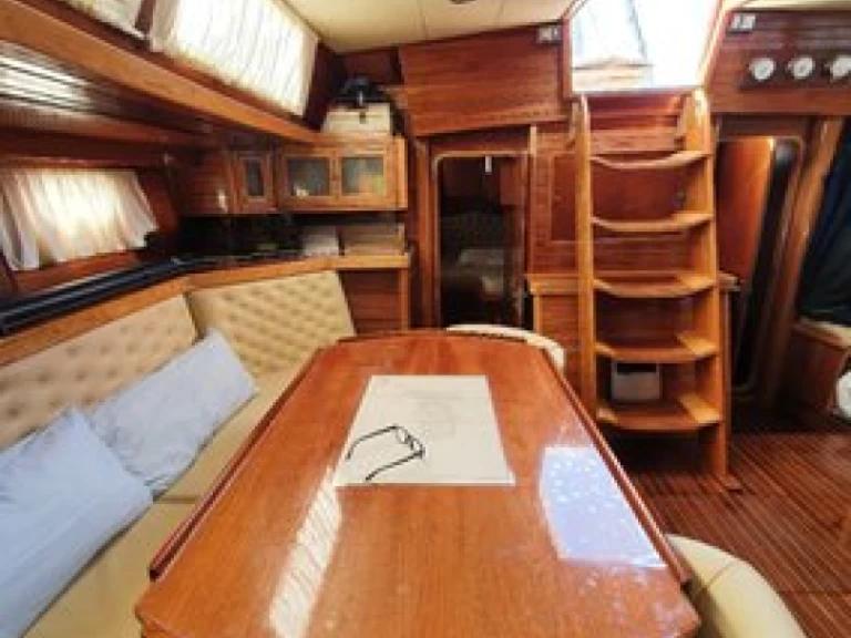 Segelboot mieten in Olbia zum besten Preis