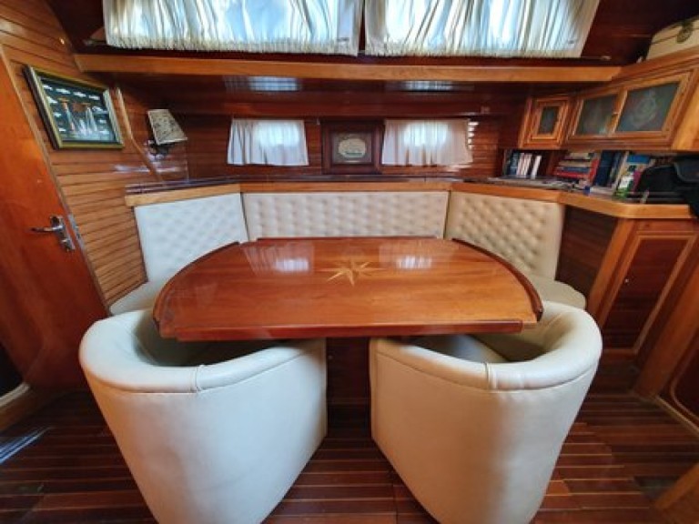 YachtCharter in Olbia - Anassis Atlantic 61 auf SamBoat