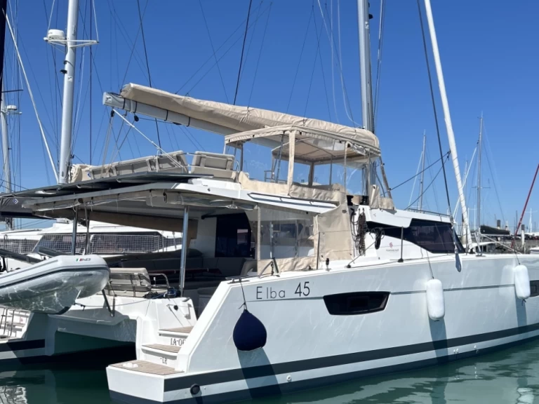 Bootsverleih Fountaine Pajot Elba 45 Le Marin Samboat