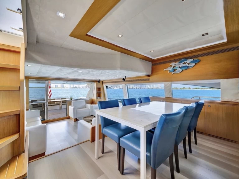 Ferretti Ferretti 80 mieten Miami Beach