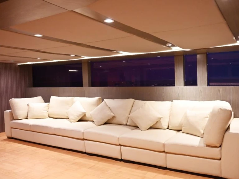 Bootsverleih Ocean Yachts 141 FEET Dubai Marina Samboat