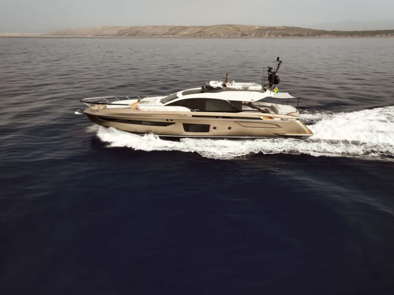 Ein Azimut MYNE mieten in Seget Donji