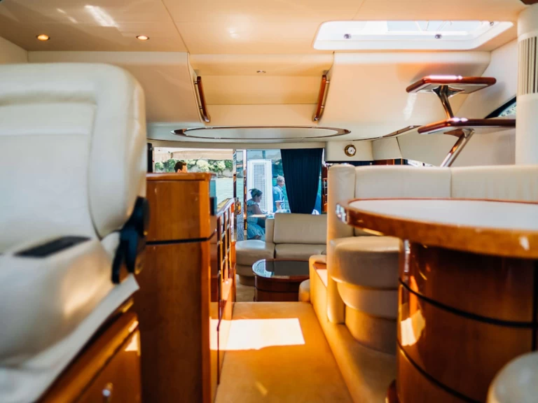 YachtCharter in Picton - Fairline-Squadron INDIAN SUMMER auf SamBoat