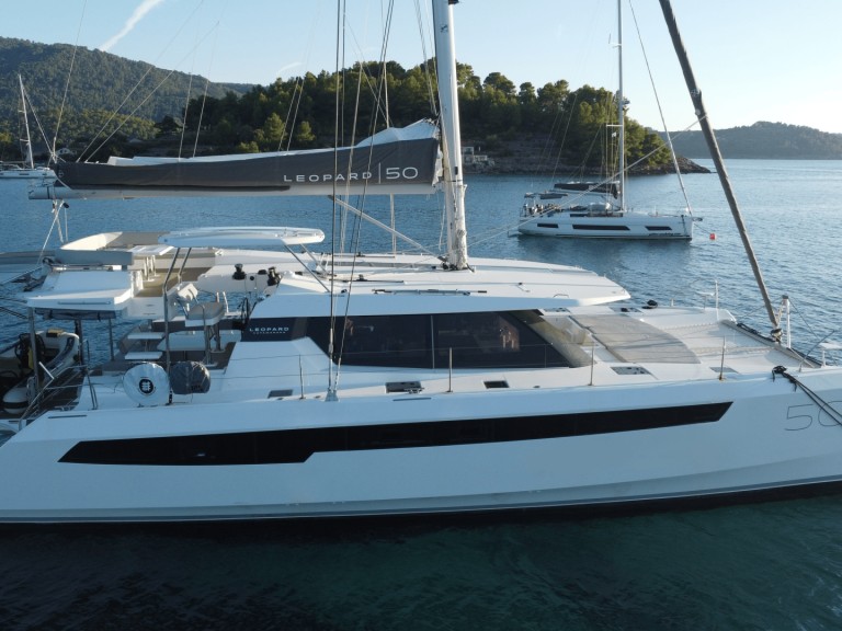 Boot mieten Sukošan günstig Leopard 50 - 5 + 1 cab
