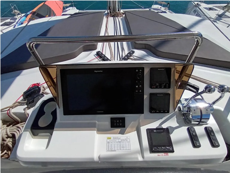 Boot mieten Pálairos günstig Lagoon 51