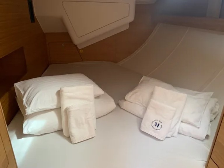 Segelboot mieten in Seget Donji zum besten Preis