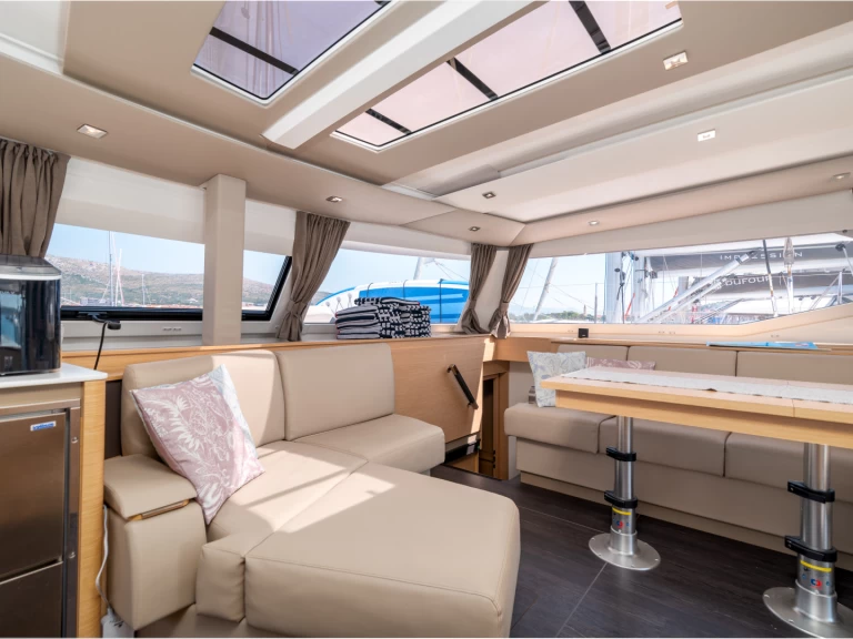 Ein Fountaine Pajot Aura 51 mieten in Seget Donji