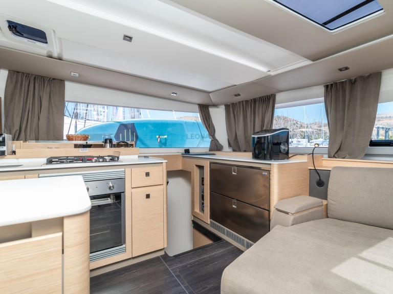 Katamaran mit oder ohne Skipper Fountaine Pajot mieten in Seget Donji
