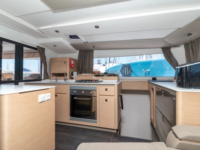 Vermietung Katamaran Fountaine Pajot mit Führerschein
