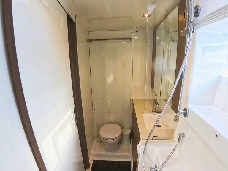 Katamaran mit oder ohne Skipper Leopard Catamarans / Robertson & Caine mieten in Sukošan