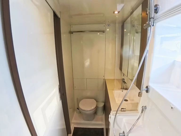 Katamaran mit oder ohne Skipper Leopard Catamarans / Robertson & Caine mieten in Sukošan