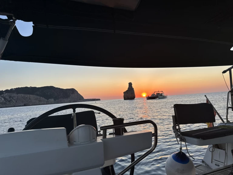 Bootsverleih Bénéteau Sense 50 Real Club Nàutic de València Samboat