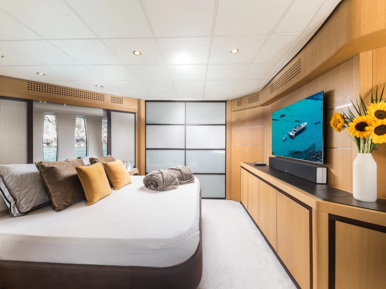 YachtCharter in Ibiza Town - Pershing Pershing 90 auf SamBoat